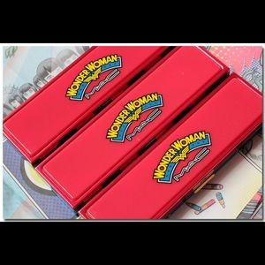 SALE!RARE!💥MAC Wonder Woman collection quad! 2011